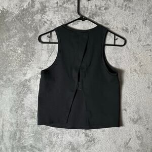 Lululemon Minimal Tank Black Open Back Size 4 Athleisure Relaxed Cropped Length